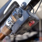 2013-Fox-prototype-electronic-climb-descend-shock-fork-lockout04